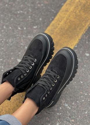 Женские ботинки suede black