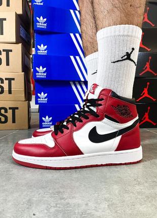 Мужские кроссовки nike air jordan 1 retro high red white black