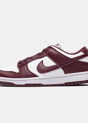 Женские кроссовки nike dunk low bordo