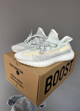 Женские кроссовки yeezy boost 350 v2 “cloud white” premium