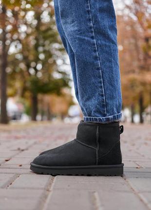 Зимние женские ботинки ugg classic mini black