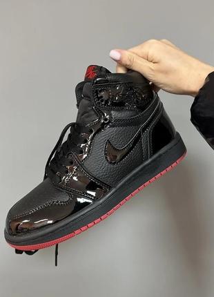 Кроссовки nike air jordan retro 1 «patent black/red » premium