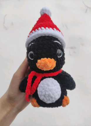 В'язана іграшка Новорічний пінгвик (пінгвін)