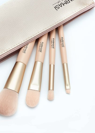 Набір пензликів для макіяжу з косметичкою Soft Pink