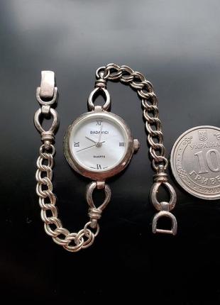 Badavici часы кварцевое серебро 925, перламутр