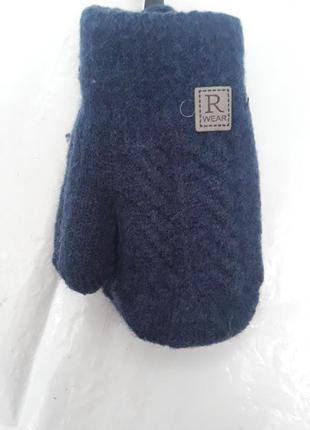 Зимние перчатки с мехом внутри