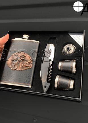 Подарочный набор 5в1 фляга, рюмки, лейка, нож "Harley-Davidson"