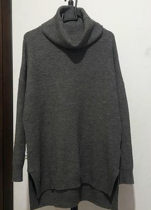 Темно-серый удлиненный свитер оверсайз