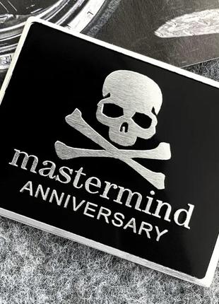 Наклейка на авто mastermind anniversary череп