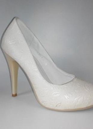 Свадебные туфли невесты кремовые, каблук 11 см (38, 39, 40)