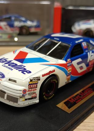 NASCAR 1997 Ford Thunderbird #6, Mark Martin, 1:43