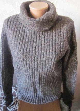 Очень теплый шерстяной свитер barett s.