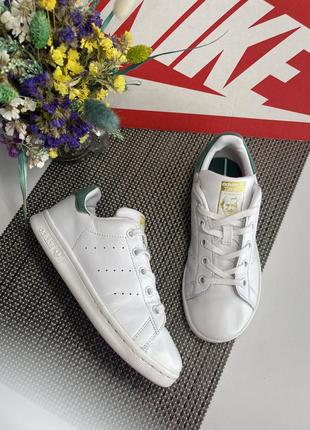 Оригінальні кросівки adidas stan smith