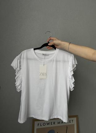 Новая белая футболка с рюшами женская белоснежная базовая zara