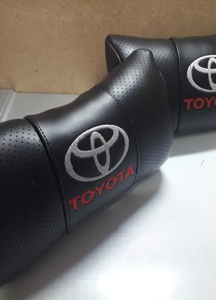 Подушка-подголовник Toyota