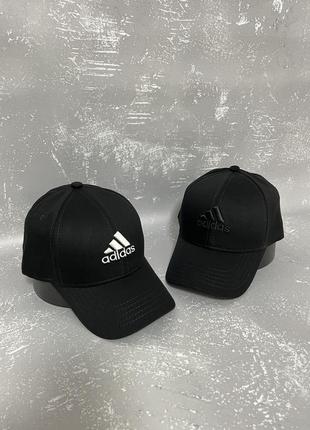 Чорна кепка adidas