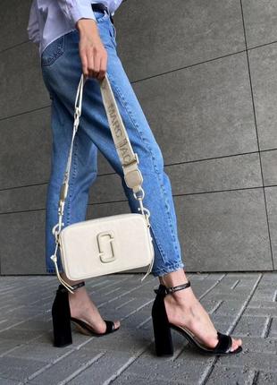 Жіноча сумочка Marc Jacobs logo total beige