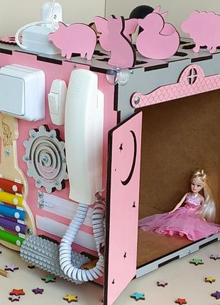 Развивающая игрушка Бизикуб розовый - бизиборд с доступом в се...