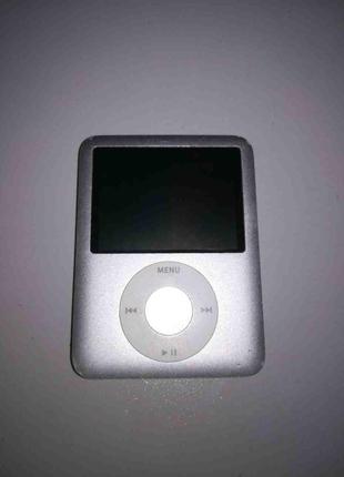 Портативный цифровой MP3 плеер Б/У Apple iPod Nano 3gen 8Gb