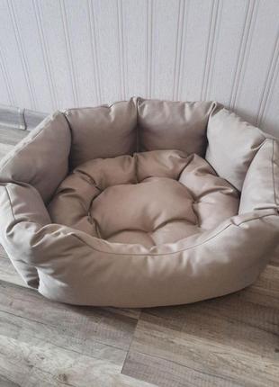 Лежанка для собак 45х55см лежак для невеликих собак бежевий