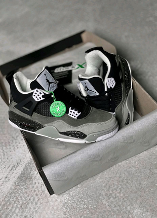 Чоловічі кросівки Nike Air Jordan 4 Retro Fear Pack
