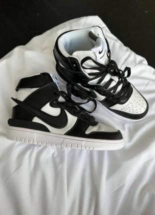 Nike sb dunk high x ambush black / white