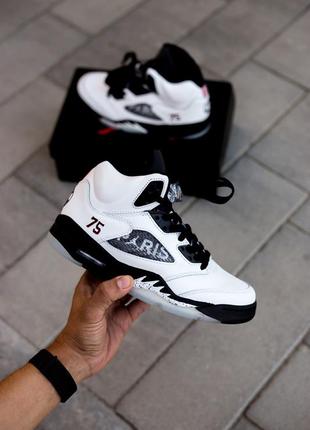 Чоловічі кросівки nike air jordan retro 5