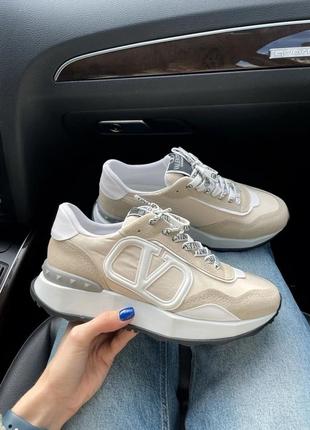 Женские кроссовки valentino beige