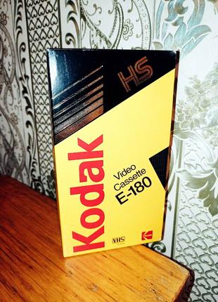 Видео-кассета KODAK. VHS. Лицензия Белое солнце пуст. Джен удачи