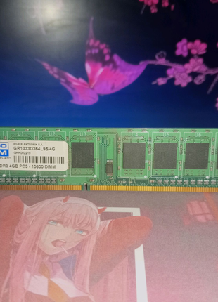 Оперативна пам'ять DDR 3 4g pc3
