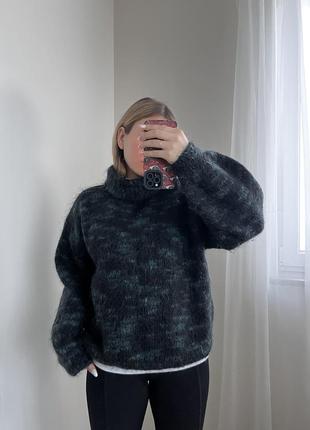 Мега теплый свитер! размер s-m