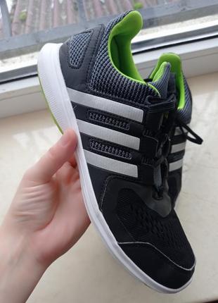 Оригинальные кроссовки adidas