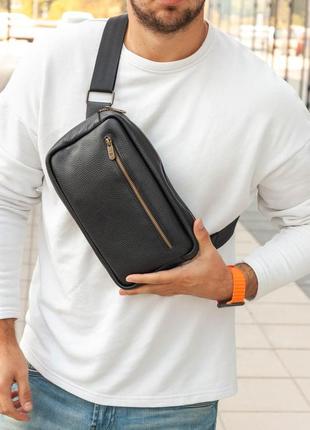 Мужская стильная и качественная сумка кросс-боди vault черная