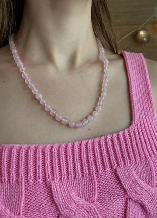 Ожерелье из розового кварца