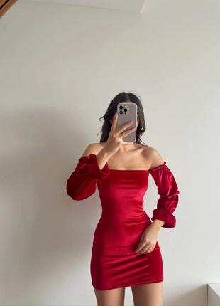 Облегающее Платье мини из бархата красный