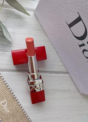 Стойкая увлажняющая помада для губ Rouge Dior Ultra Rouge