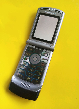 Телефон Motorola Razr V3c cdma