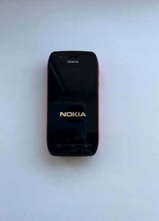 Nokia 603 с отличным приемником связи и автономным GPS и NFC