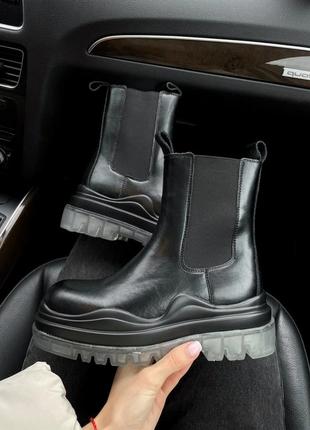 Жіночі черевики bottega veneta black clear sole