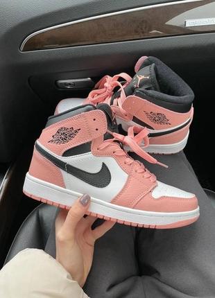 Женские кроссовки nike air jordan 1 pink