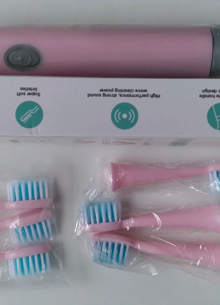 Зубна щітка + 6 насадок рожева електрична на батарейці ААА.