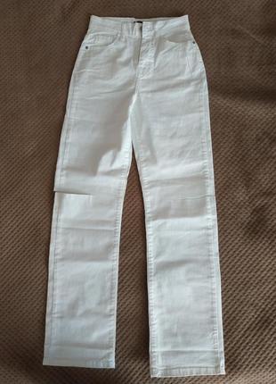 Жіночі білі джинси з розрізами на колінах, s