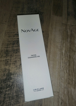 Очищувальна олія для вмивання NovAge