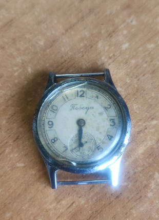Продам годинник Победа 1953 року на запчастини або під відно-ення