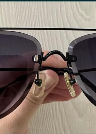 Сонцезахисні окуляри Cartier