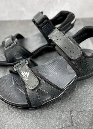 Чоловічі шкіряні сандалі чорні adidas