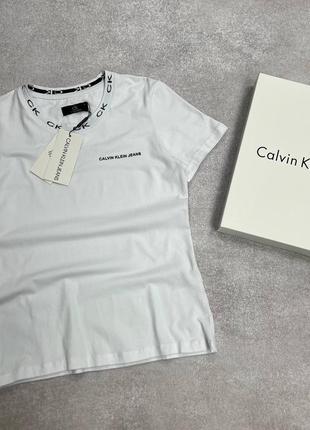 Женская футболка calvin klein
идеальный подарок ❤️
