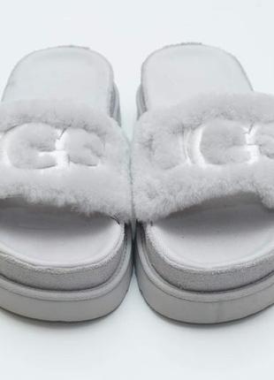 Женские шлепанцы ugg серого цвета