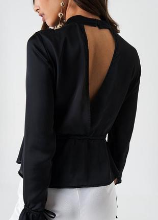 Привлекательная роскошная черная вечерняя блуза топ с открытой...