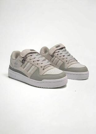 Adidas forum low •grey•